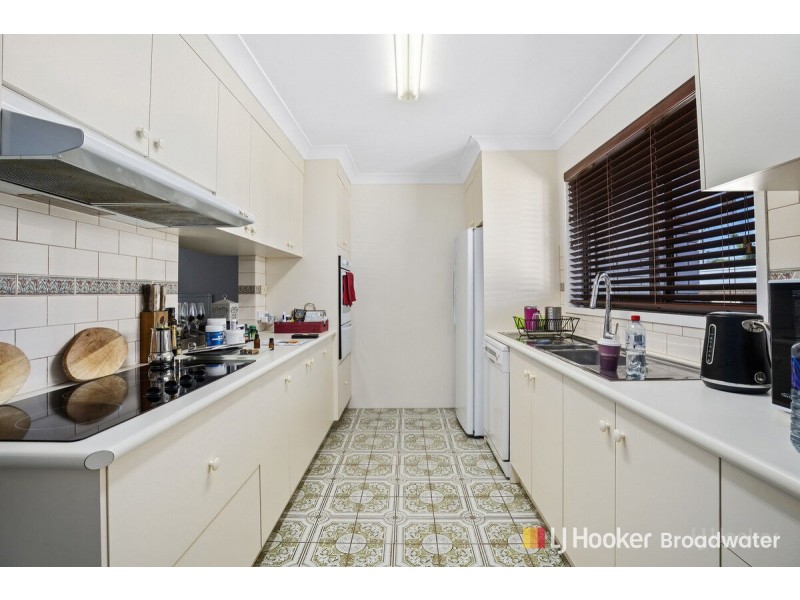 8/198 Marine Parade, Labrador QLD 4215