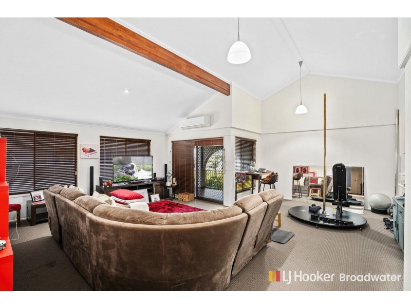 8/198 Marine Parade, Labrador QLD 4215