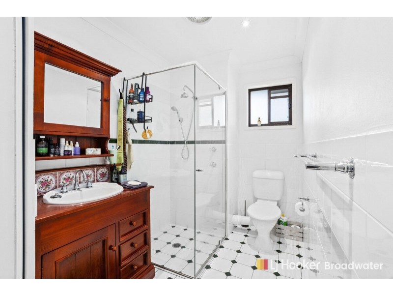 8/198 Marine Parade, Labrador QLD 4215