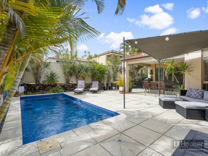 97 Christina Ryan Way, Arundel QLD 4214