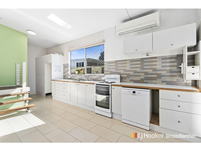 53 Imperial Parade, Labrador QLD 4215