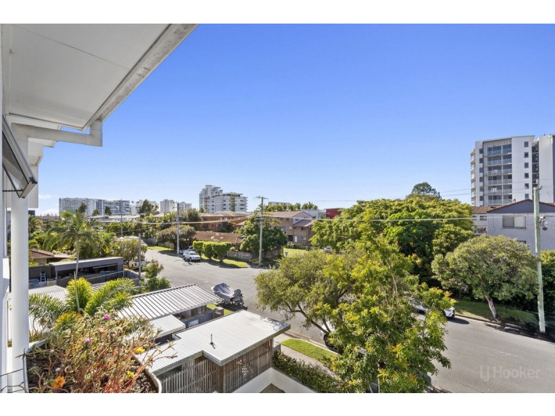 14/14-16 Proud Street, Labrador QLD 4215