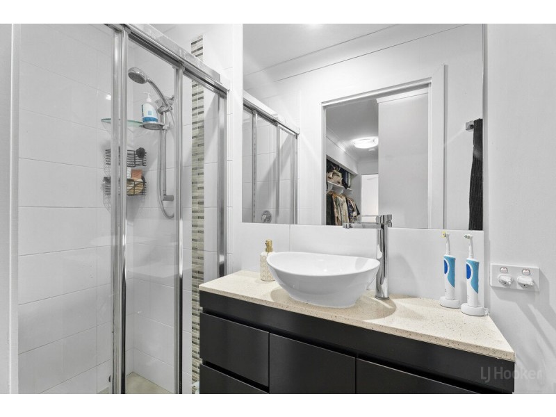 14/14-16 Proud Street, Labrador QLD 4215