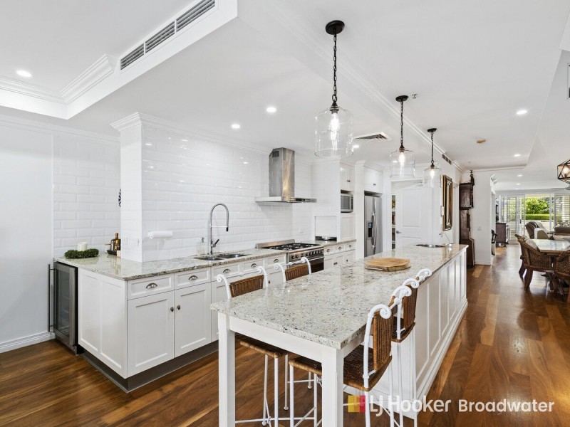 103/212-214 Marine Parade, Labrador QLD 4215