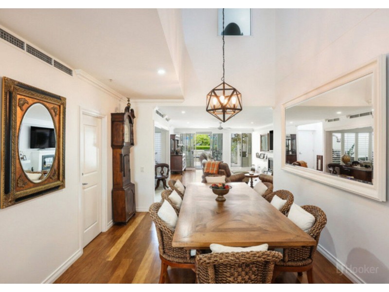 103/212-214 Marine Parade, Labrador QLD 4215