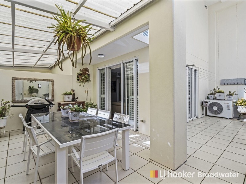 103/212-214 Marine Parade, Labrador QLD 4215