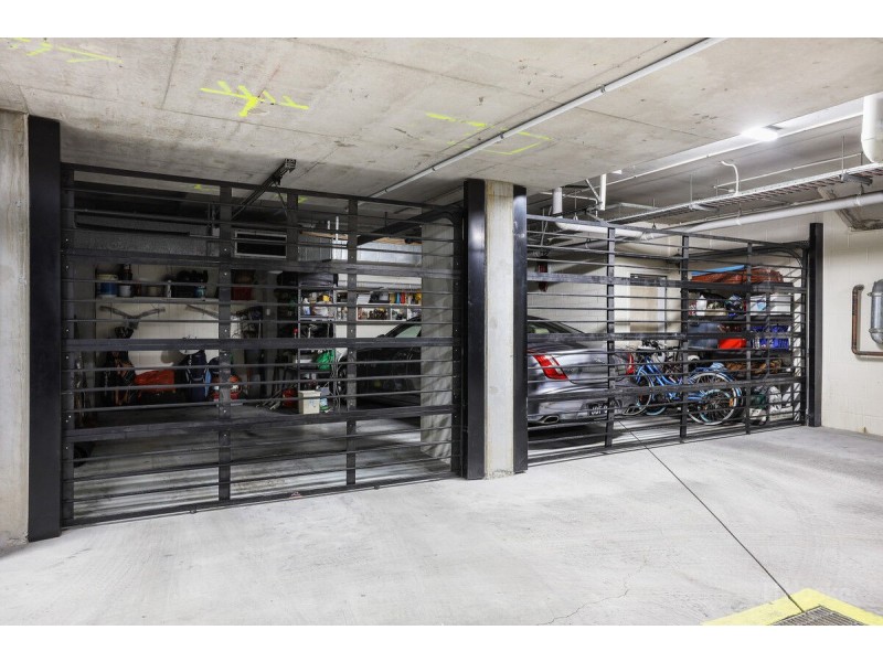 103/212-214 Marine Parade, Labrador QLD 4215