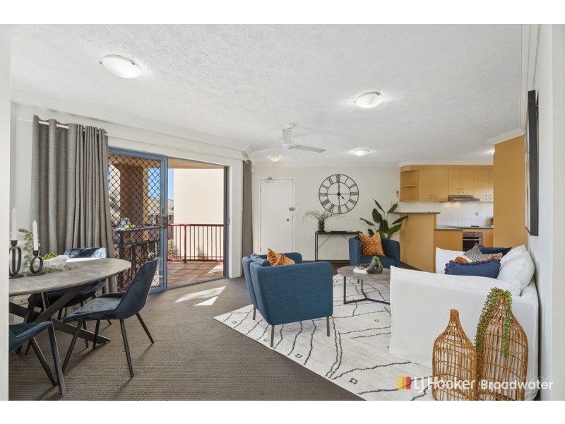 9/89 Frank Street, Labrador QLD 4215