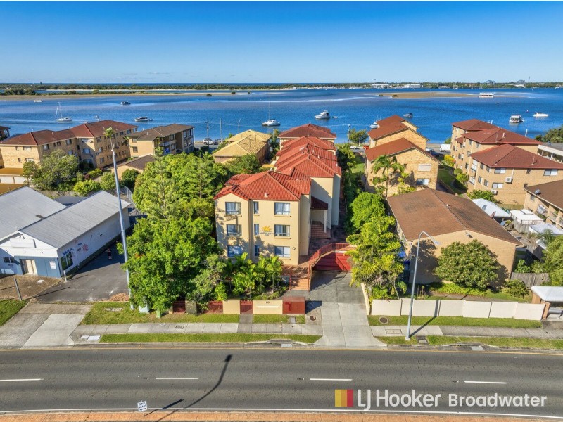 9/89 Frank Street, Labrador QLD 4215