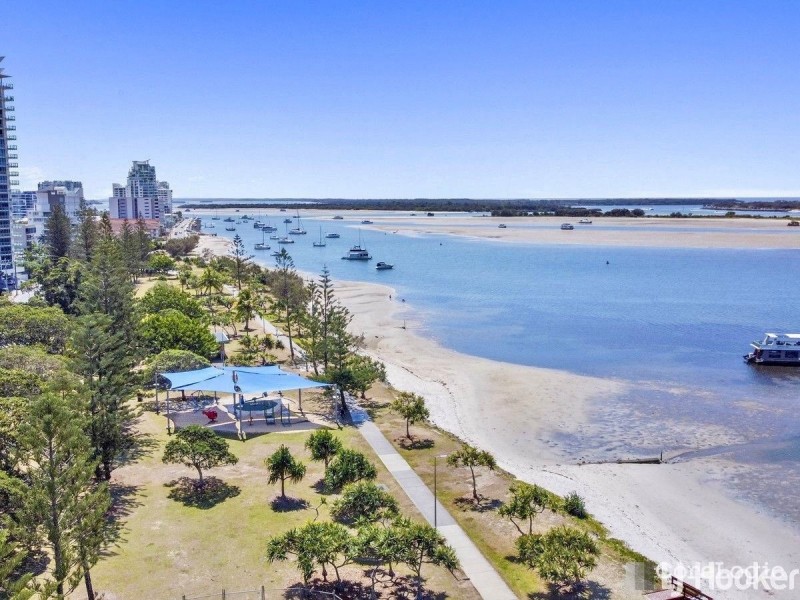 9/89 Frank Street, Labrador QLD 4215