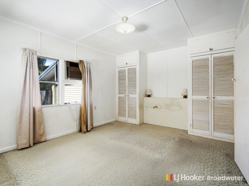 2 Bellevue Parade, Labrador QLD 4215