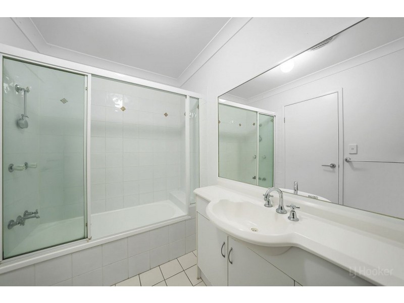 10/183 Government Road, Labrador QLD 4215