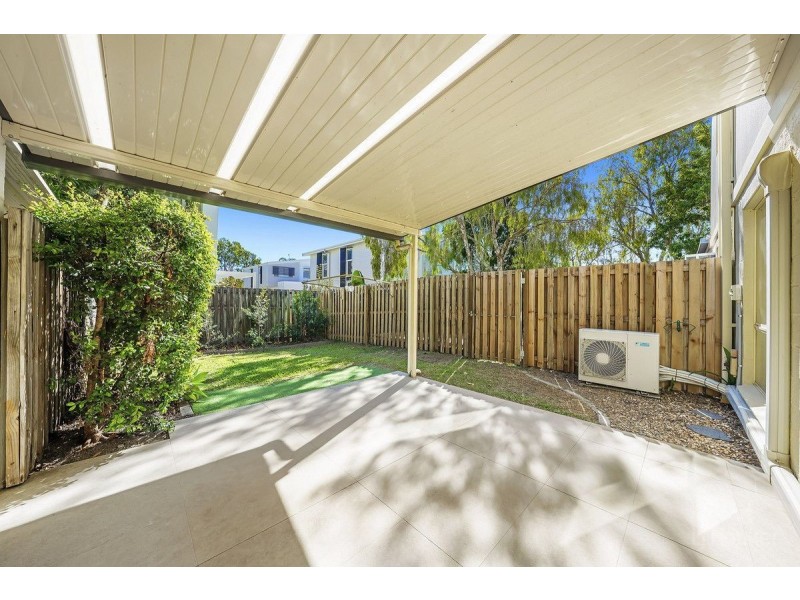 10/183 Government Road, Labrador QLD 4215