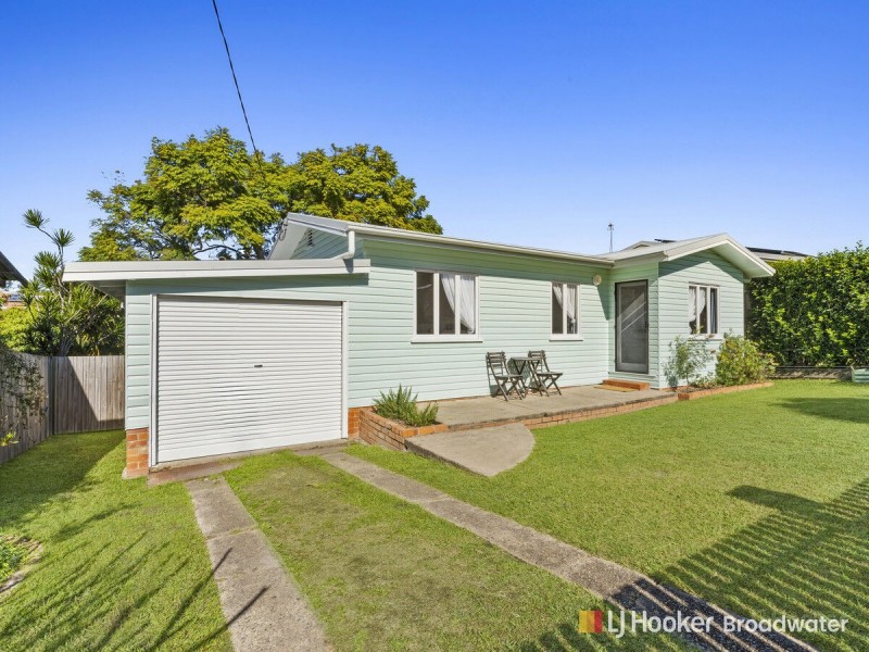 6 Horder Avenue, Labrador QLD 4215