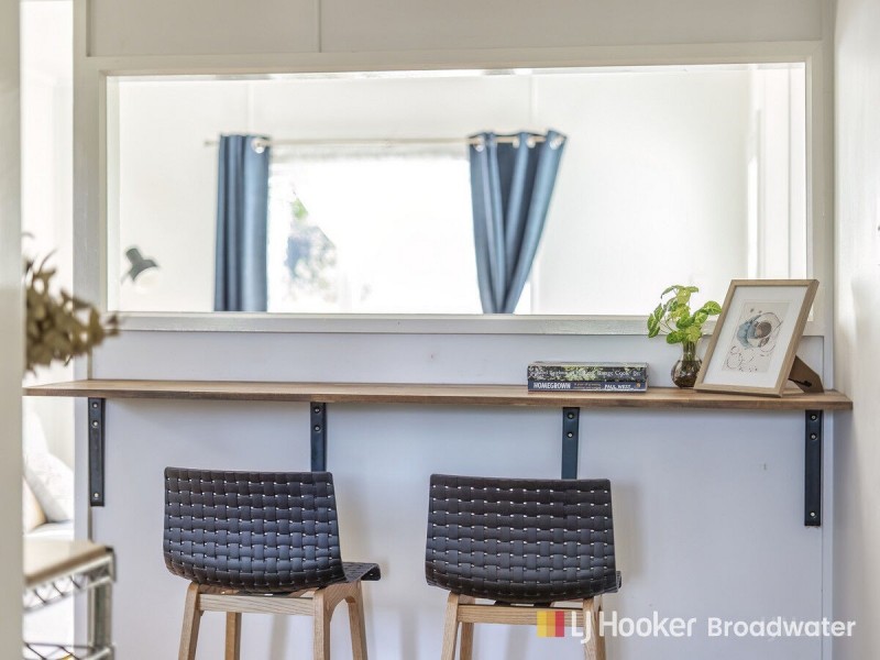 6 Horder Avenue, Labrador QLD 4215