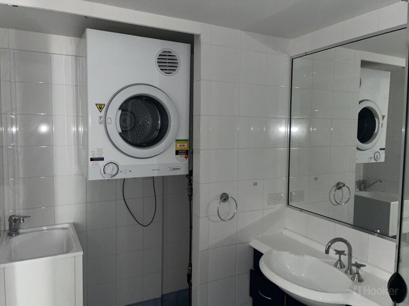 3/130 Marine Parade, Southport QLD 4215