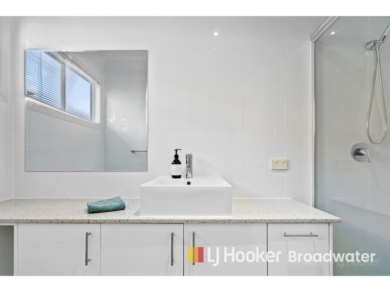 4/127 Pohlman Street, Southport QLD 4215