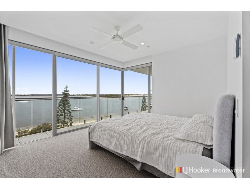 4/536 Marine Parade, Biggera Waters QLD 4216
