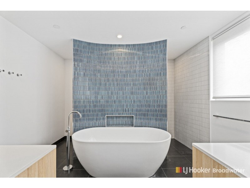 4/536 Marine Parade, Biggera Waters QLD 4216