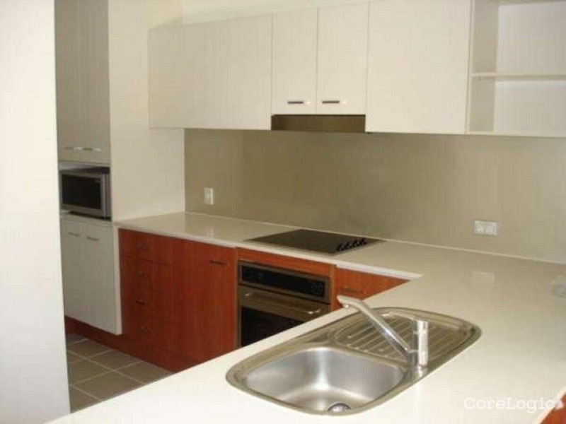 26/13-23 Bright Avenue, Labrador QLD 4215