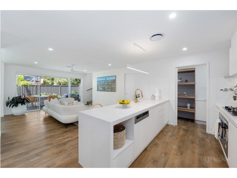 1/41 Billington Street, Labrador QLD 4215