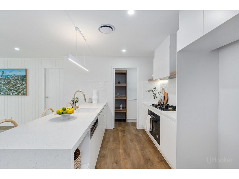 1/41 Billington Street, Labrador QLD 4215