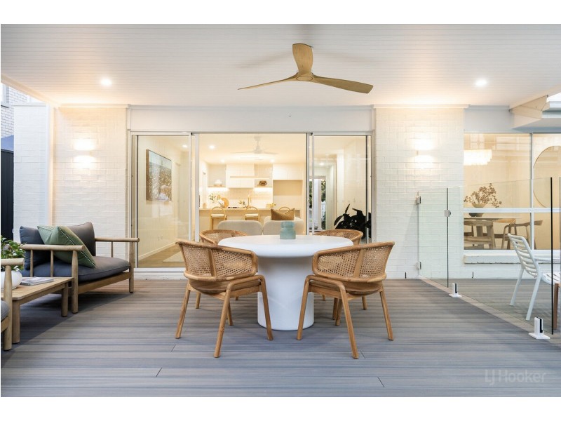 1/41 Billington Street, Labrador QLD 4215