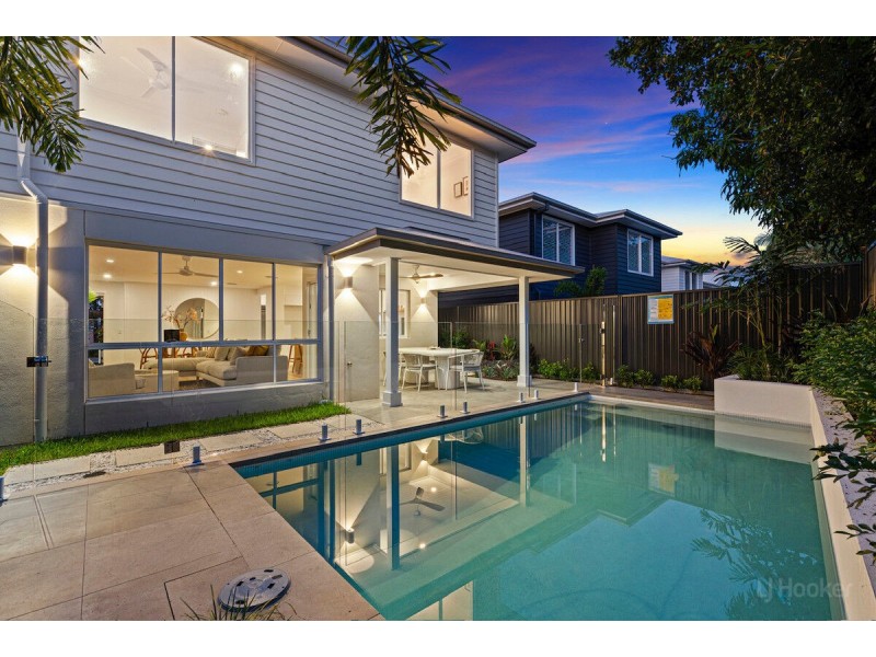 1/8 Teresa Lane, Labrador QLD 4215