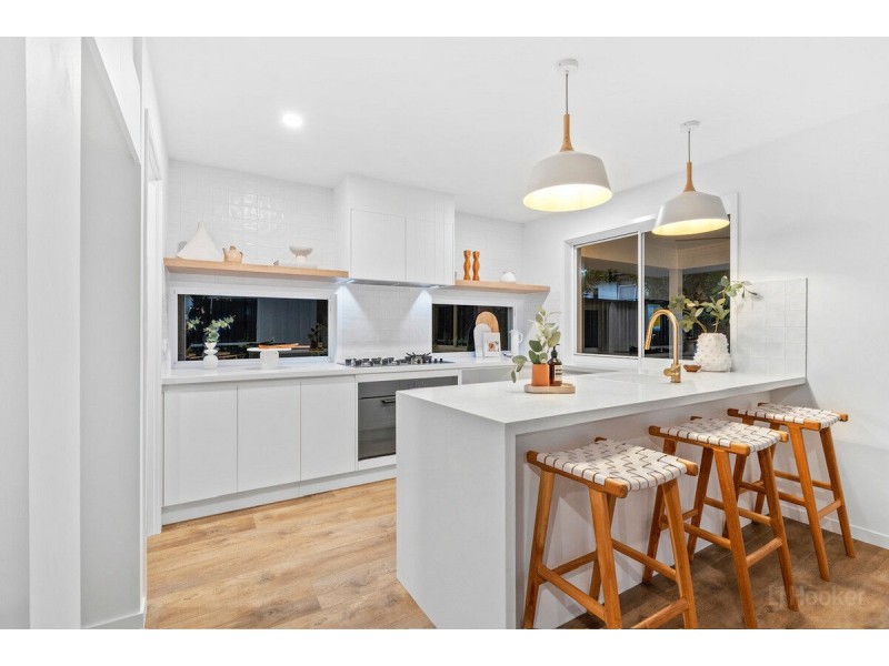 1/8 Teresa Lane, Labrador QLD 4215