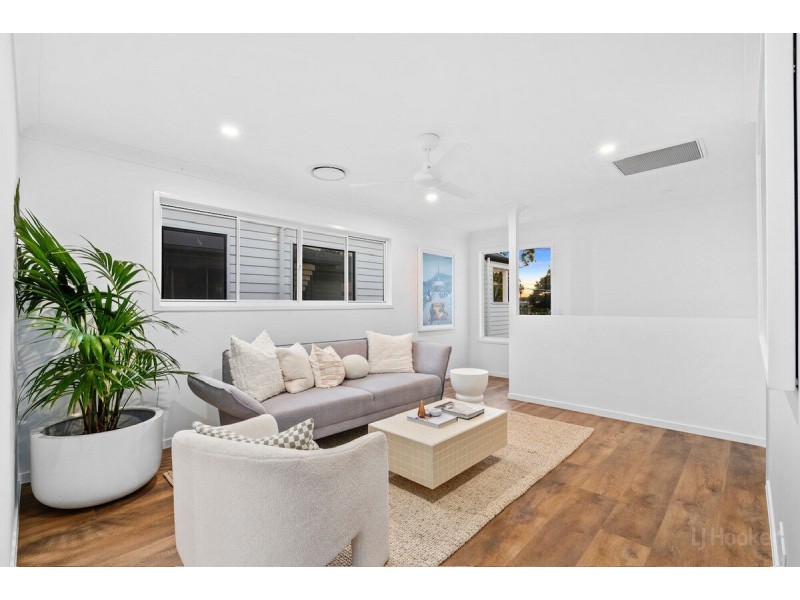 1/6 Teresa Lane, Labrador QLD 4215