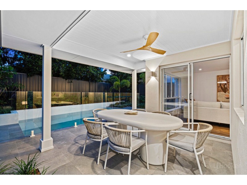 1/6 Teresa Lane, Labrador QLD 4215