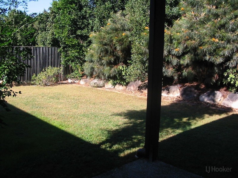 10 Kolonia Street, Pacific Pines QLD 4211