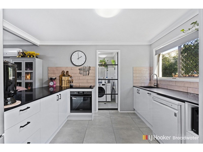 214/641 Pine Ridge Road, Biggera Waters QLD 4216