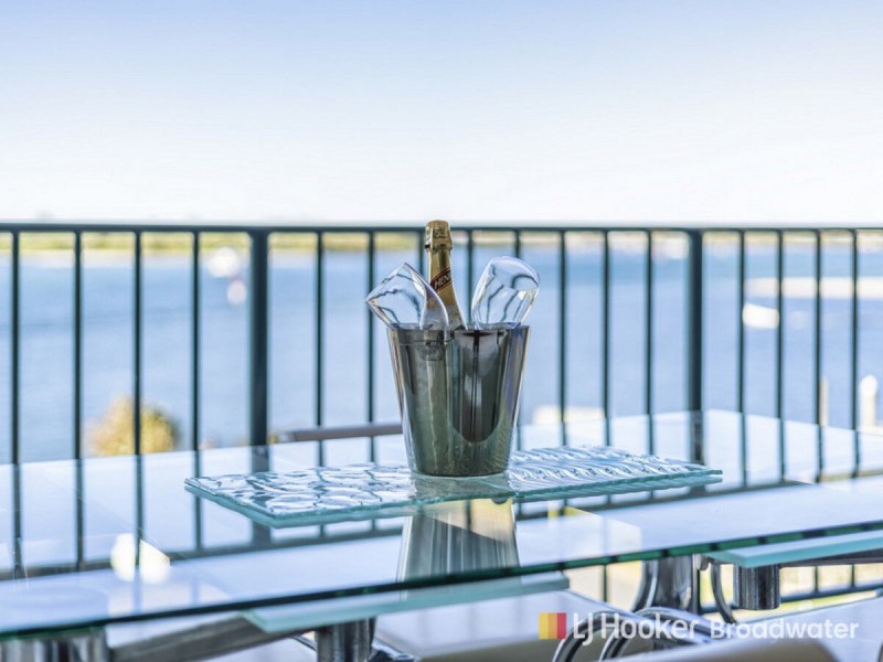 127/326 Marine Parade, Labrador QLD 4215