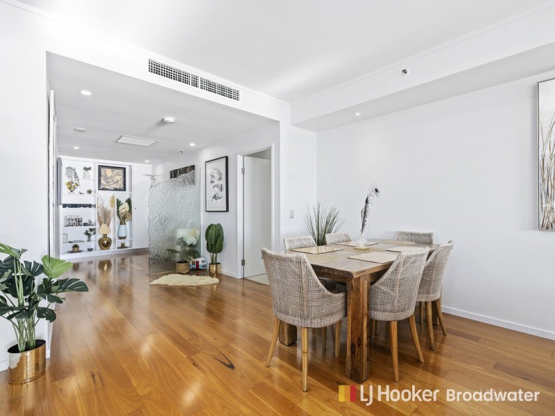 127/326 Marine Parade, Labrador QLD 4215