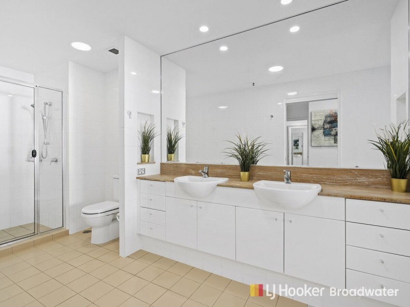 127/326 Marine Parade, Labrador QLD 4215