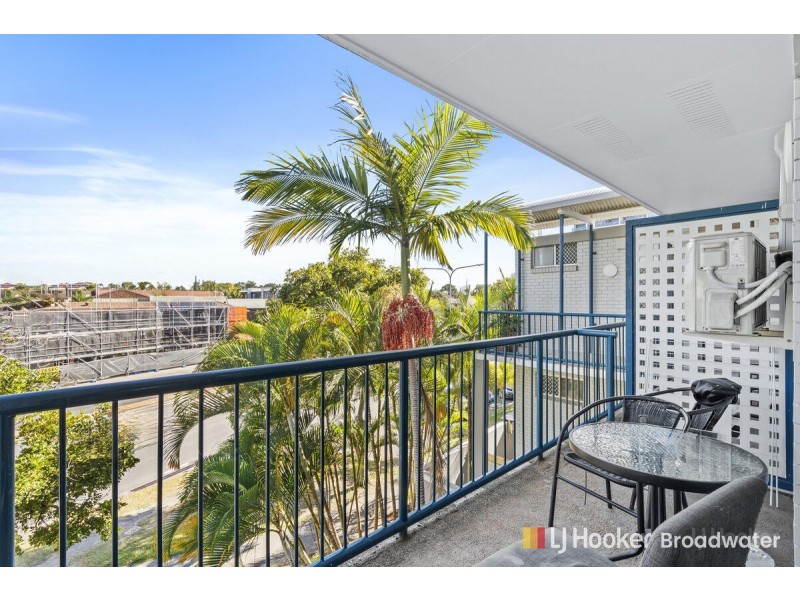 28/125 Frank Street, Labrador QLD 4215