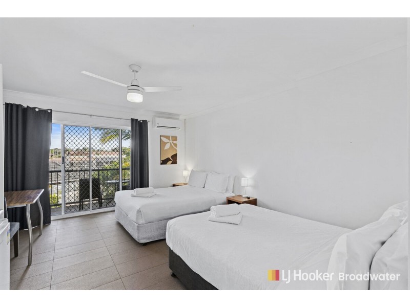 28/125 Frank Street, Labrador QLD 4215