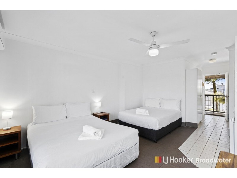 28/125 Frank Street, Labrador QLD 4215