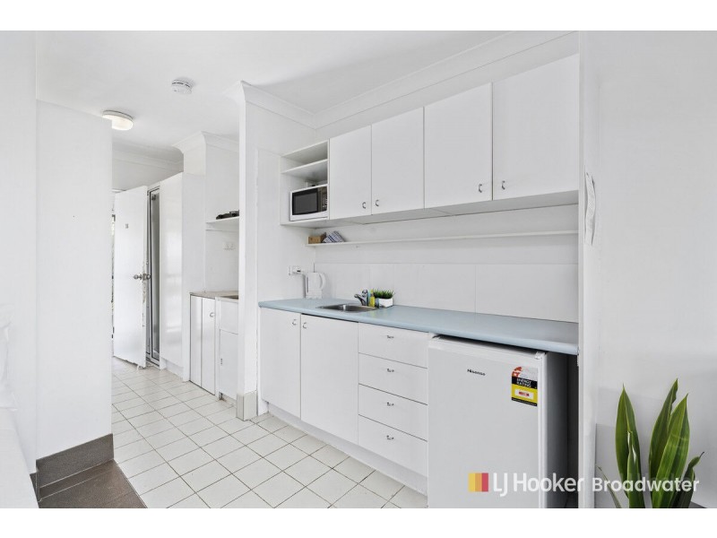 28/125 Frank Street, Labrador QLD 4215