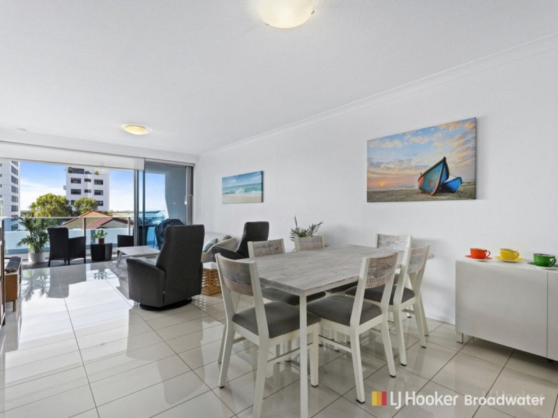 305/20 Labrador Street, Labrador QLD 4215