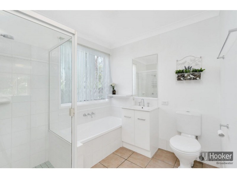 30B Robert Street, Labrador QLD 4215
