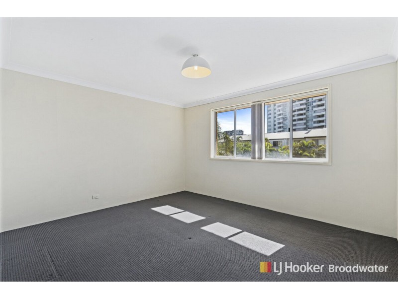 7/30 Labrador Street, Labrador QLD 4215