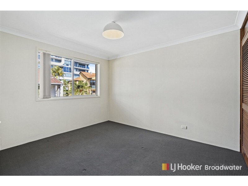 7/30 Labrador Street, Labrador QLD 4215