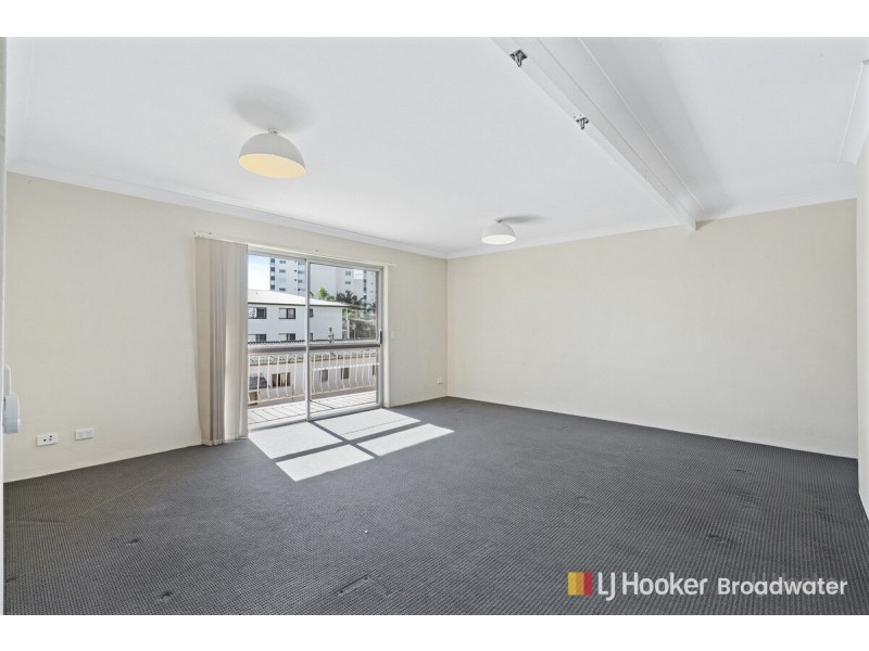 7/30 Labrador Street, Labrador QLD 4215