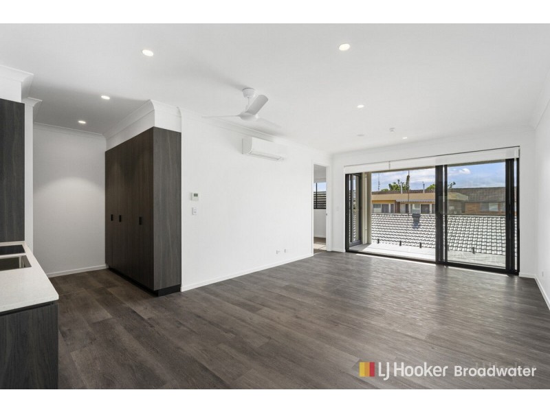 7/10 Central Street, Labrador QLD 4215