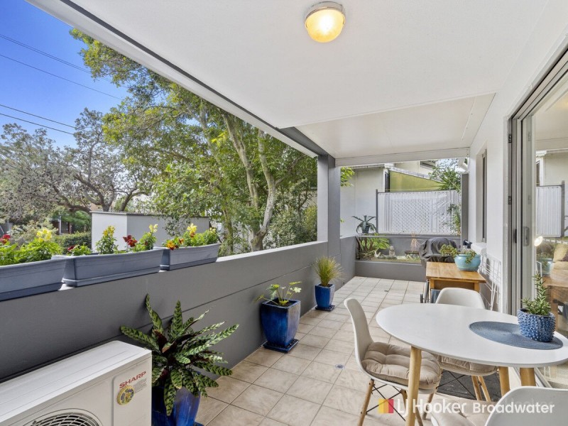 1/18 Parker Street, Labrador QLD 4215