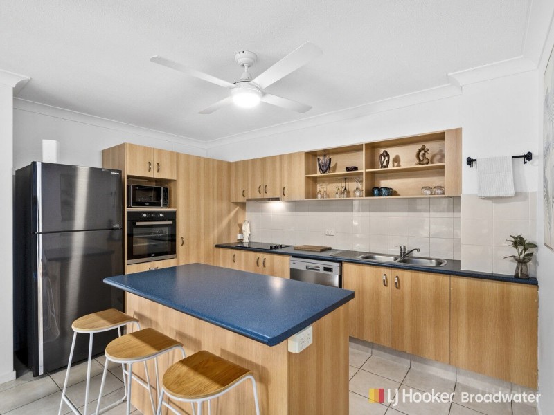 1/18 Parker Street, Labrador QLD 4215