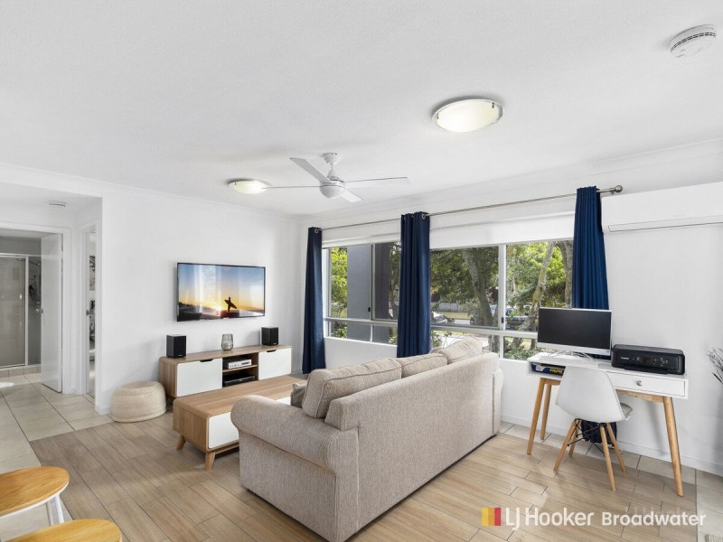 1/18 Parker Street, Labrador QLD 4215