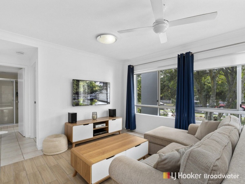 1/18 Parker Street, Labrador QLD 4215